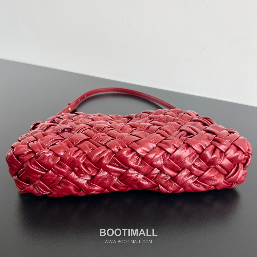 Bottega Veneta Kalimero Cha-Cha Bag 보테가 베네타 칼리메로 차차 숄더백 레드 28.5cm 3