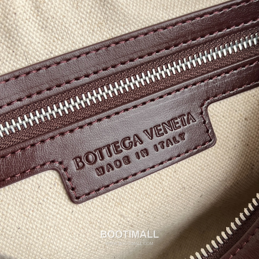 Bottega Veneta Small Intrecciato 보테가 베네타 스몰 인트레치아토 카메라백 버건디 24.5cm 8