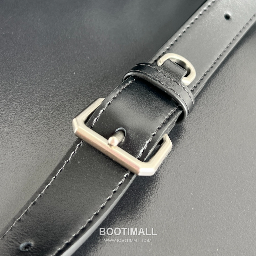 Bottega Veneta Small Intrecciato 보테가 베네타 스몰 인트레치아토 카메라백 블랙 24.5cm 6