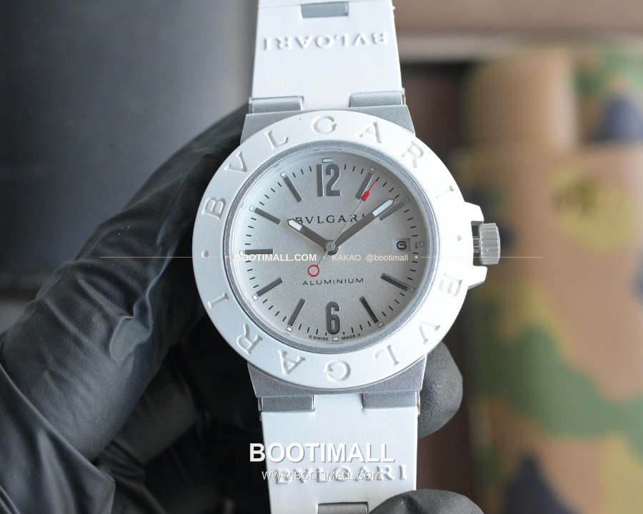 BVLGARI Aluminium Chronograph 40mm 불가리 알루미늄 크로노그래프 화이트 40mm 1