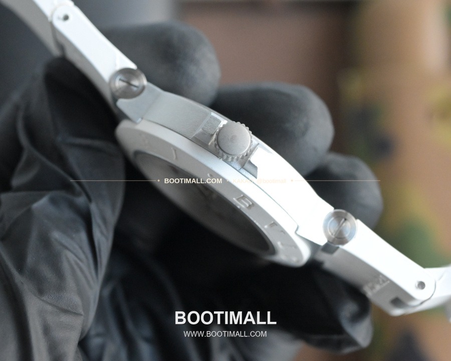 BVLGARI Aluminium Chronograph 40mm 불가리 알루미늄 크로노그래프 화이트 40mm 5