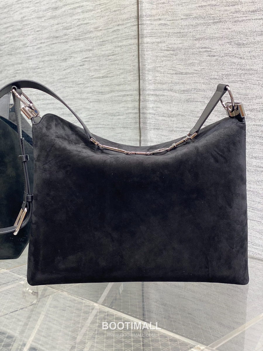 Dior Voyage Hobo Bag 디올 보야주 호보백 라지 블랙 스웨이드 레더 트림 은장 34cm 5