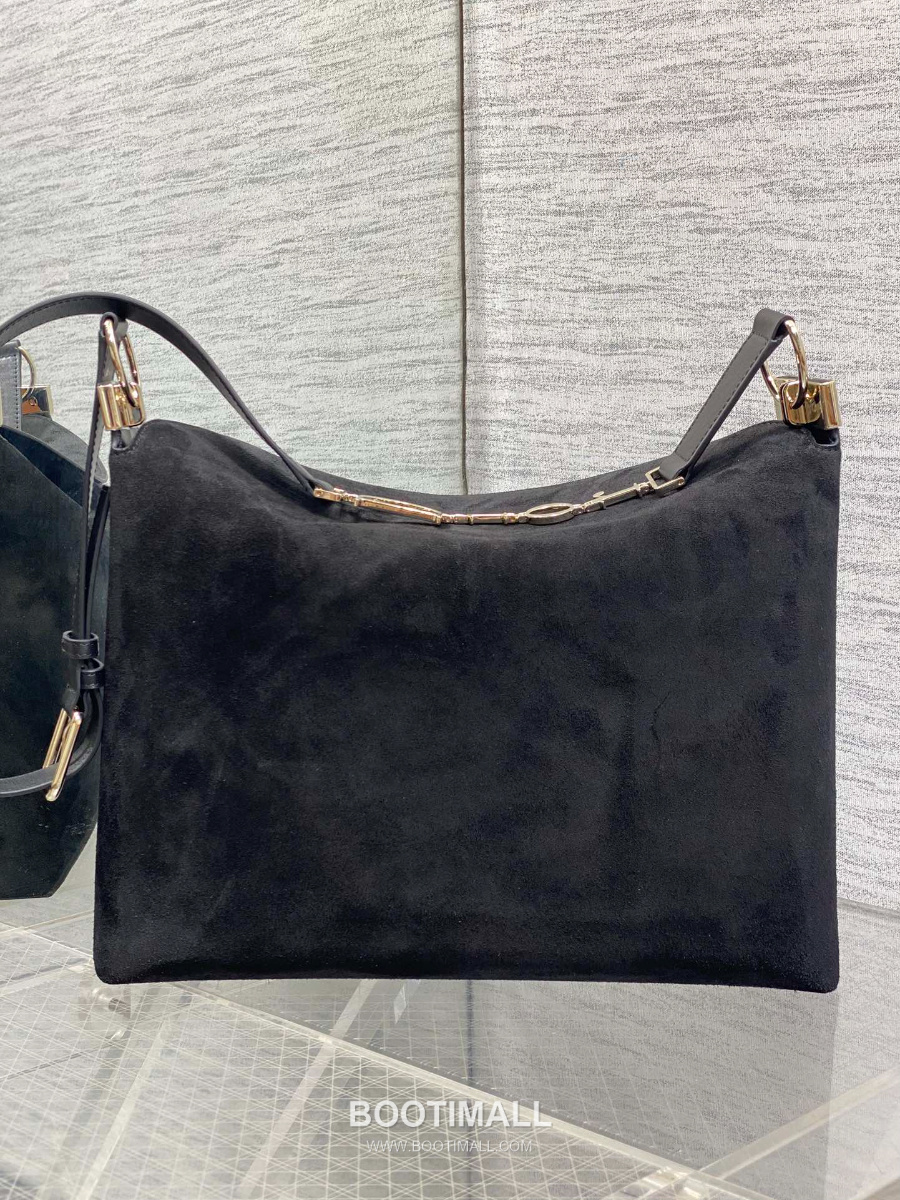 Dior Voyage Hobo Bag 디올 보야주 호보백 라지 블랙 스웨이드 레더 트림 금장 34cm 5