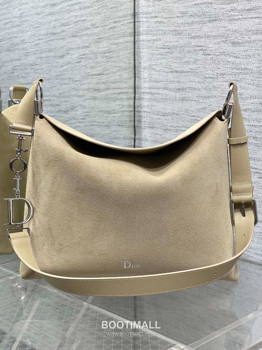 Dior Voyage Hobo Bag 디올 보야주 호보백 라지 베이지 스웨이드 레더 트림 은장 34cm 1