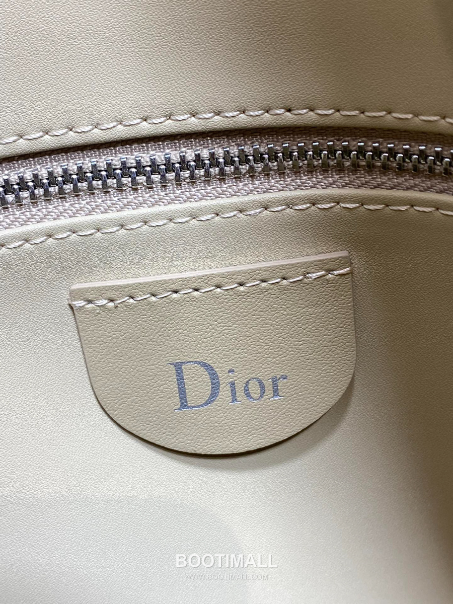 Dior Voyage Hobo Bag 디올 보야주 호보백 라지 베이지 스웨이드 레더 트림 은장 34cm 8