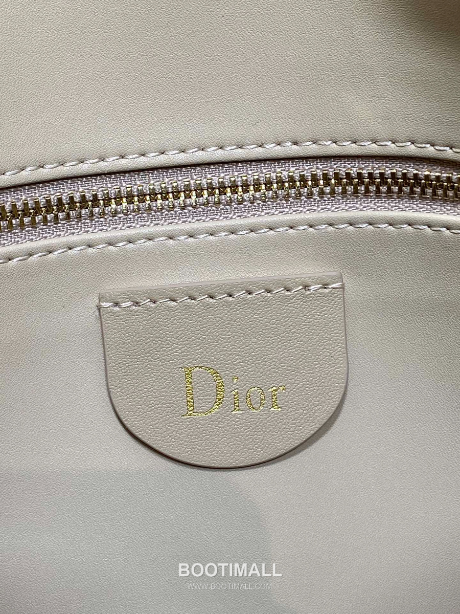 Dior Voyage Hobo Bag 디올 보야주 호보백 라지 베이지 스웨이드 레더 트림 금장 34cm 8