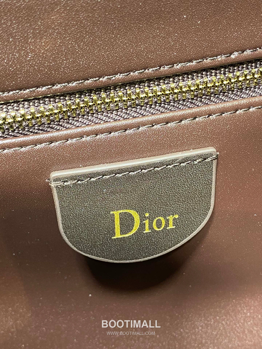 Dior Voyage Hobo Bag 디올 보야주 호보백 라지 버건디브라운 스웨이드 레더 트림 금장 34cm 9