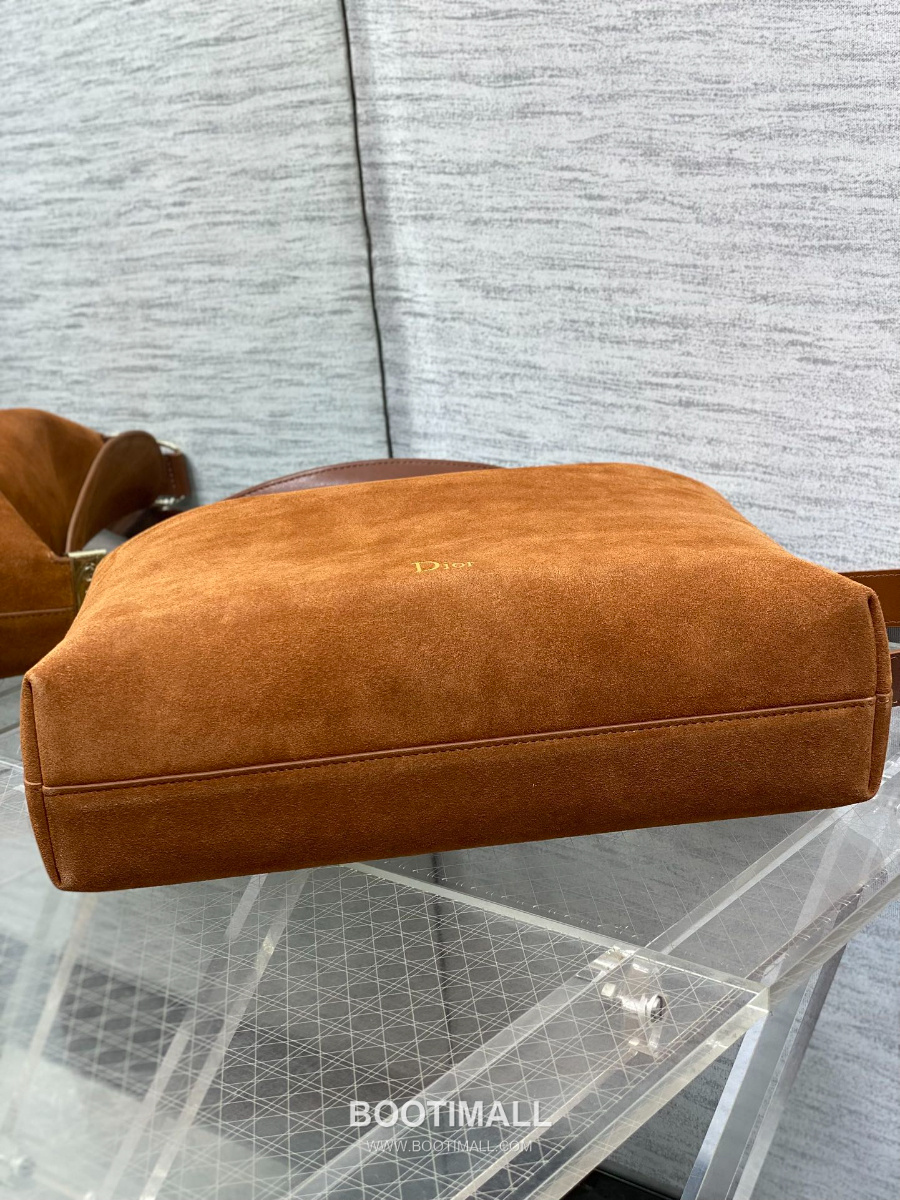 Dior Voyage Hobo Bag 디올 보야주 호보백 라지 브라운 스웨이드 레더 트림 금장 34cm 7