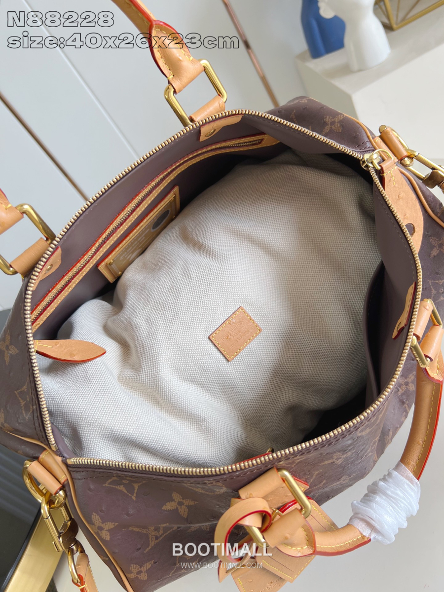 Louis Vuitton Speedy P9 Bandoulière 루이비통 모노그램 스피디 P9 반둘리에 40 위켄더 백 M24419 40cm 12