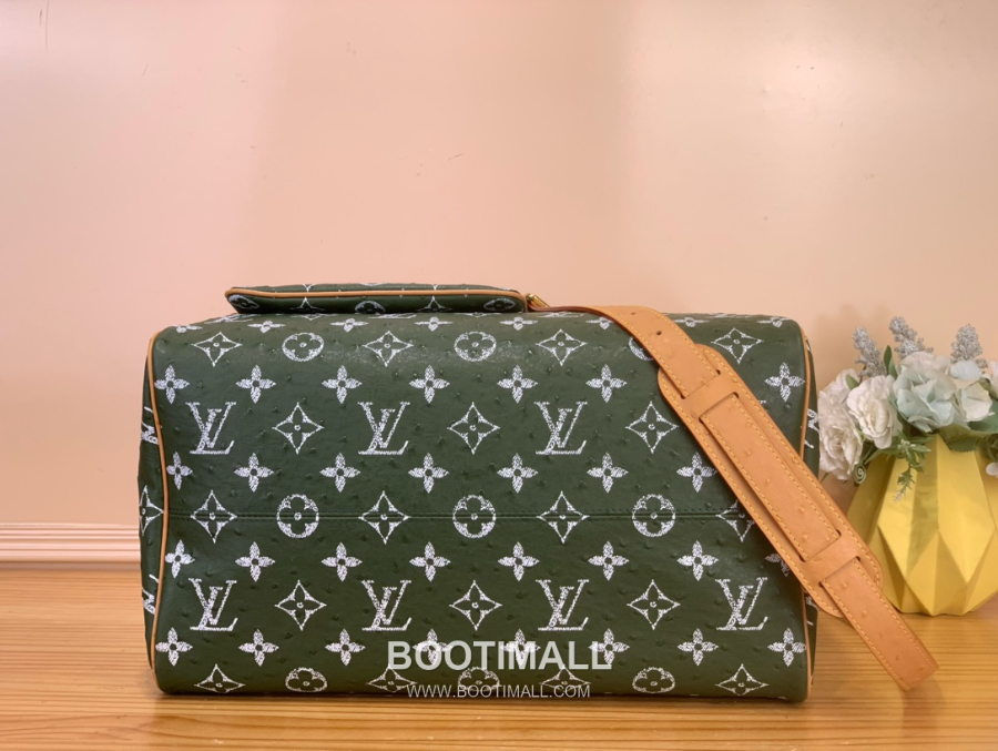 Louis Vuitton Speedy P9 Bandoulière 루이비통 모노그램 스피디 P9 반둘리에 40 위켄더 백 카키 N88228 40cm 24