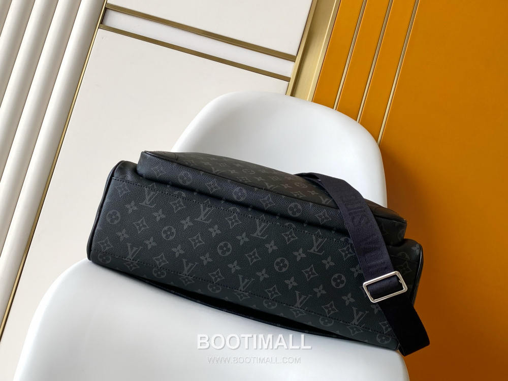 Louis Vuitton Weekender Bag Monogram 이비통 위켄더 백 모노그램 이클립스 M11512 46cm 4