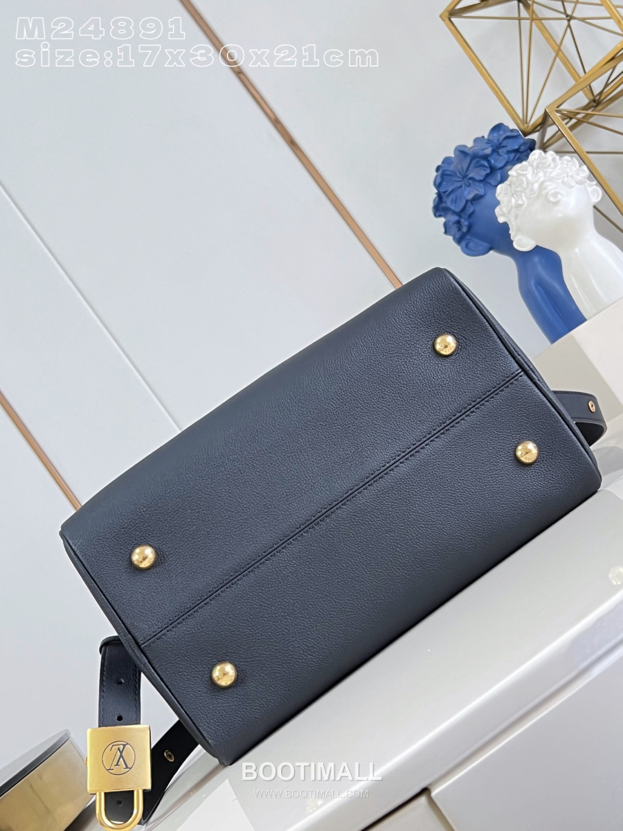 Louis Vuitton Speedy Soft 30 루이비통 스피디 소프트 30 로우 키 블랙 카우하이드 레더 30cm 15