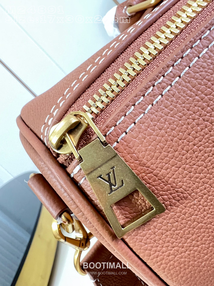 Louis Vuitton Speedy Soft 30 루이비통 스피디 소프트 30 로우 키 브라운 카우하이드 레더 M24891 30cm 15