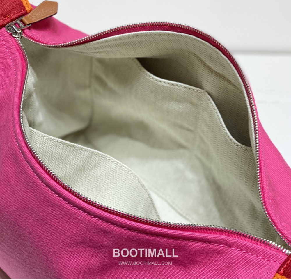 Hermès Bride-A-Brac Pouch 에르메스 브리드아브락 파우치 토일 캔버스 & 자수 H 디테일 핫핑크 25cm 9