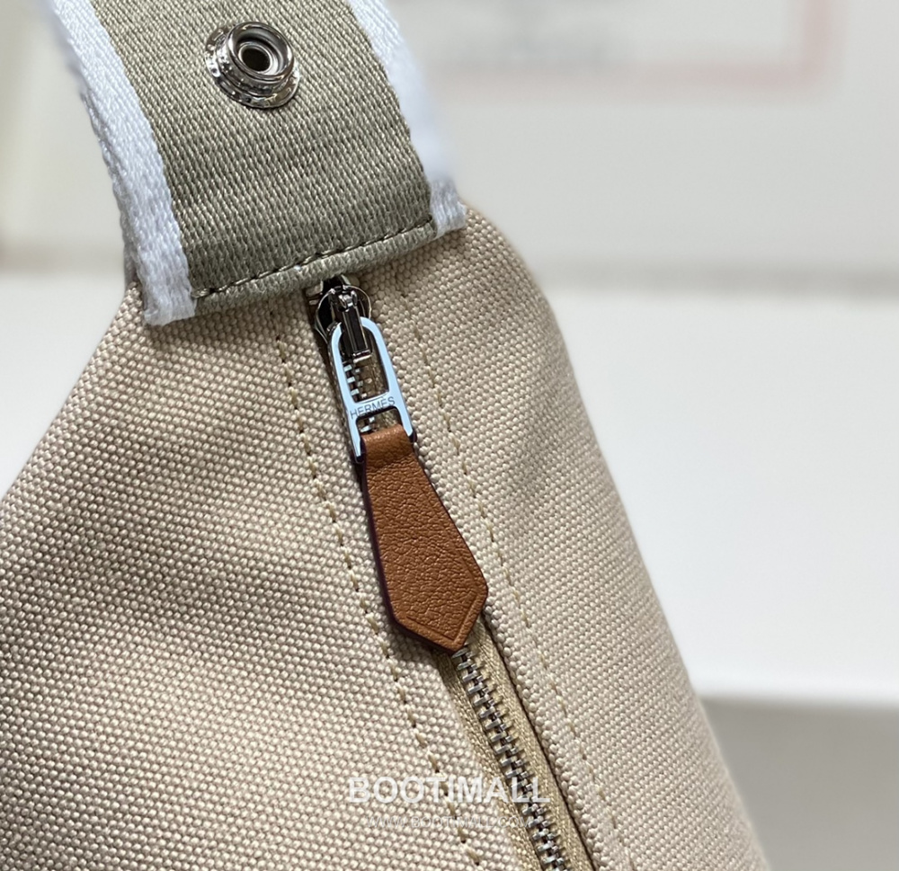 Hermès Bride-A-Brac Pouch 에르메스 브리드아브락 파우치 토일 캔버스 & 자수 H 디테일 베이지 25cm 6