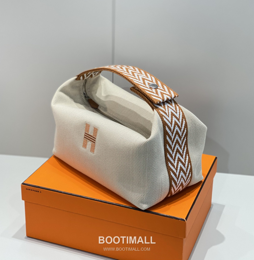 Hermès Bride-A-Brac Pouch 에르메스 브리드아브락 파우치 토일 캔버스 & 자수 H 디테일 베이지/브라운 25cm 4
