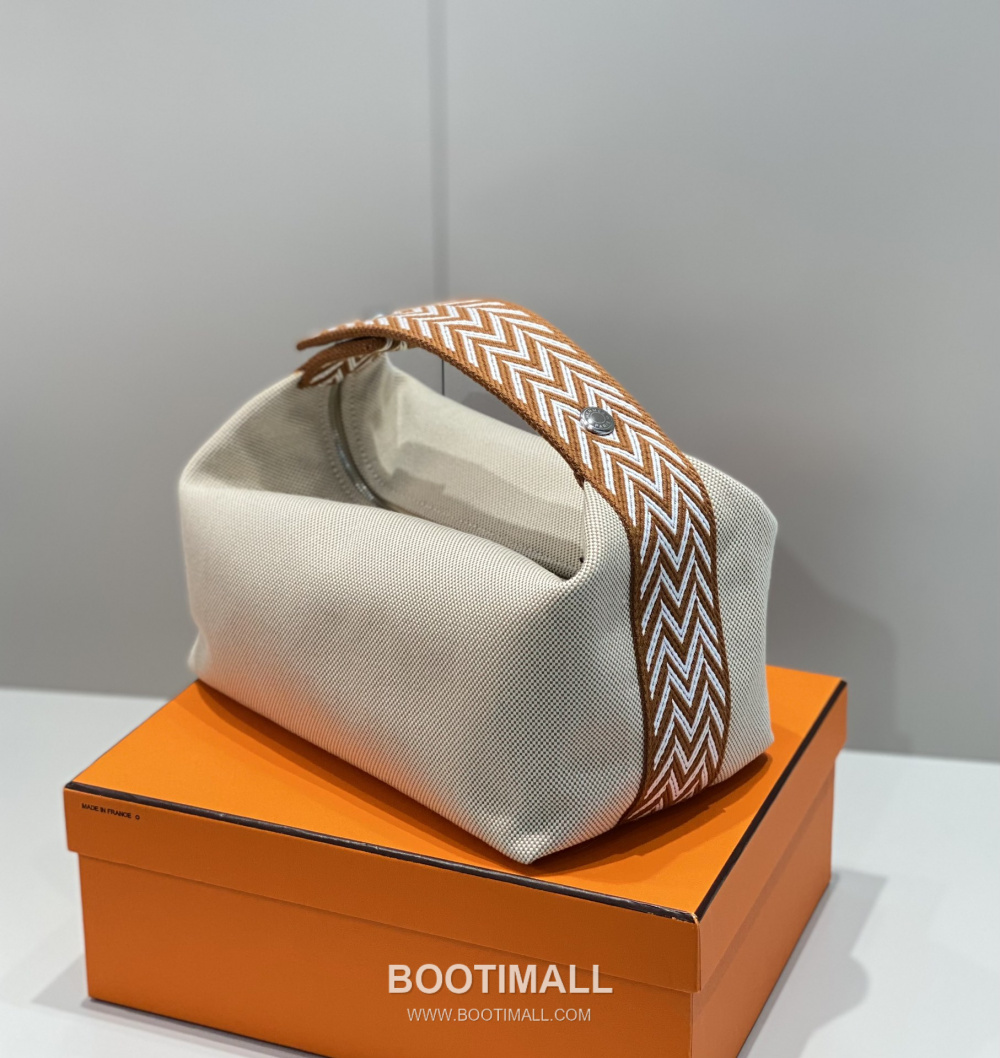 Hermès Bride-A-Brac Pouch 에르메스 브리드아브락 파우치 토일 캔버스 & 자수 H 디테일 베이지/브라운 25cm 5