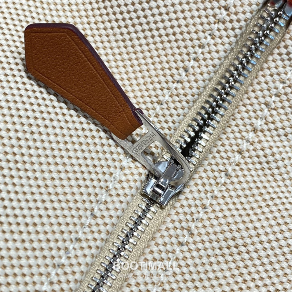 Hermès Bride-A-Brac Pouch 에르메스 브리드아브락 파우치 토일 캔버스 & 자수 H 디테일 베이지/브라운 25cm 8