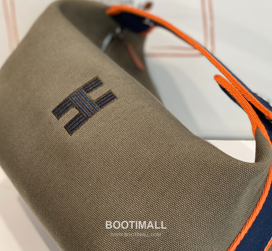 Hermès Bride-A-Brac Pouch 에르메스 브리드아브락 파우치 토일 캔버스 & 자수 H 디테일 카키 25cm 7