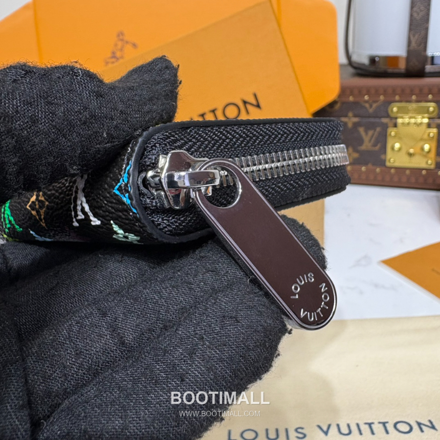 Louis Vuitton x Takashi Murakami Zippy Wallet 루이비통 x 타카시 무라카미 지피 월렛 M13408 블랙 멀티컬러 모노그램 코티드 캔버스 20cm 9