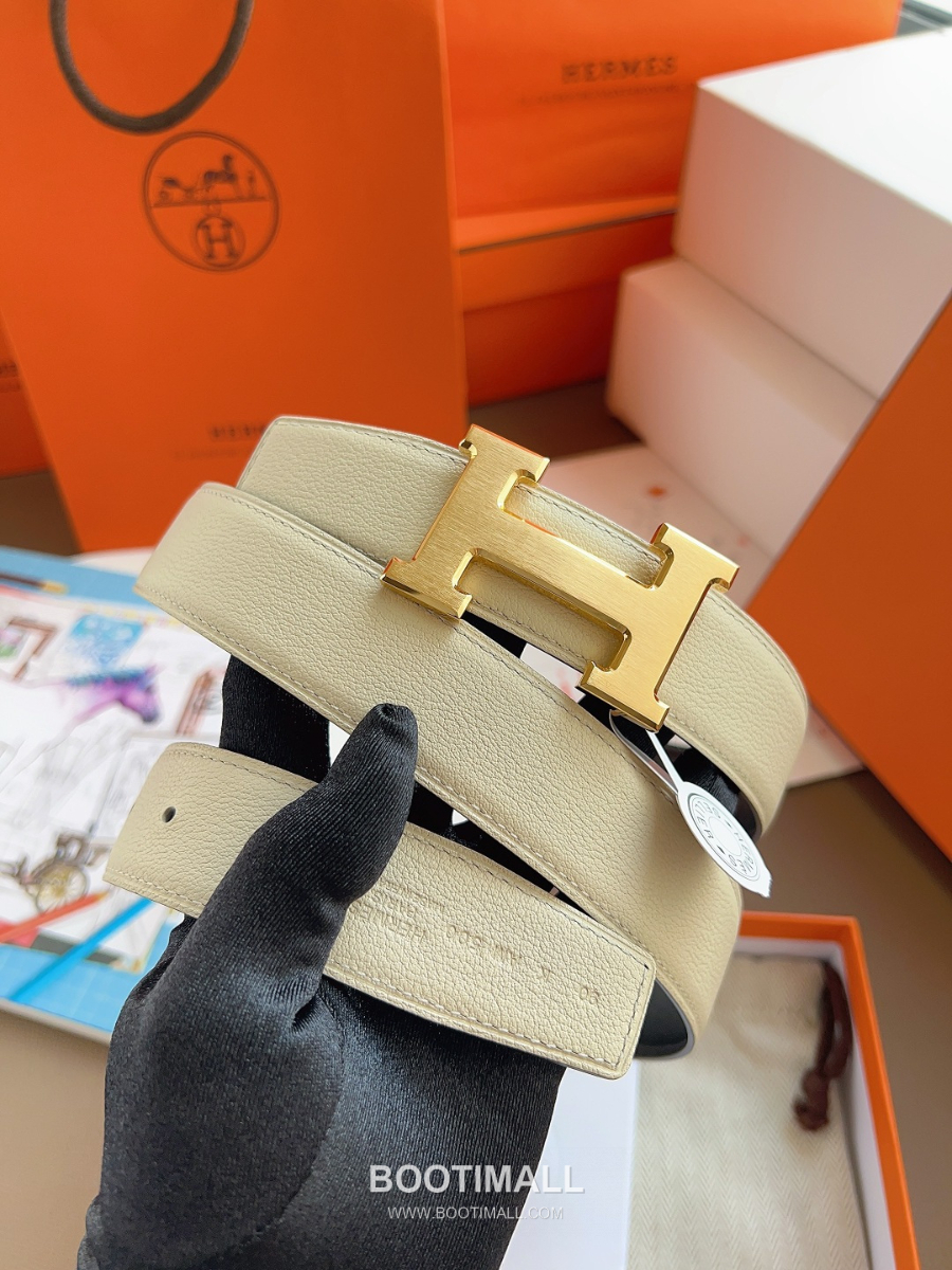 Hermès Constance H Reversible Belt 32mm Togo Calfskin Gold Hardware 에르메스 콘스탕스 H 리버서블 벨트 토고 송아지 가죽 아이보리 3.2cm 1