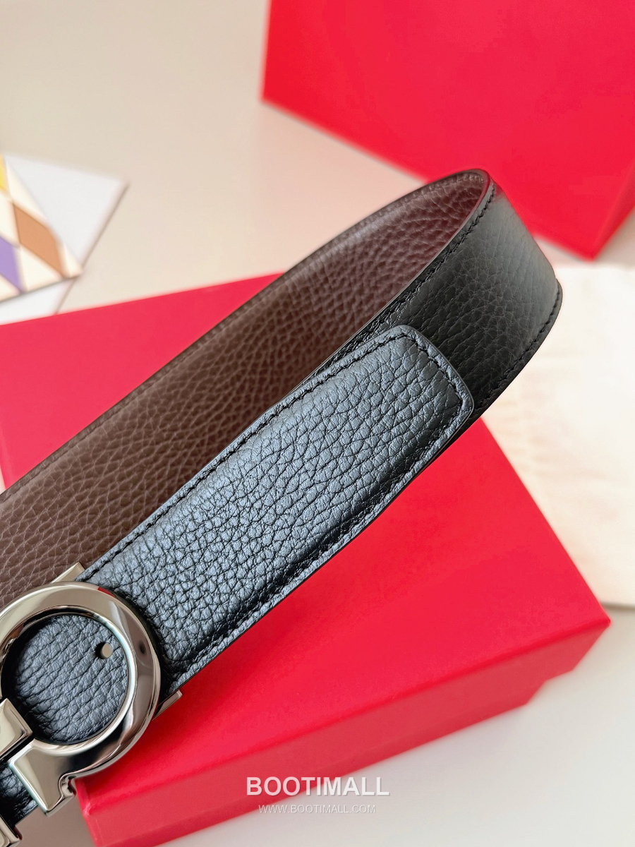 Salvatore Ferragamo Double Gancini Reversible Embossed Calfskin Belt 살바토레 페라가모 더블 간치니 리버서블 엠보 카프스킨 벨트 스모그블랙 3.5cm 2