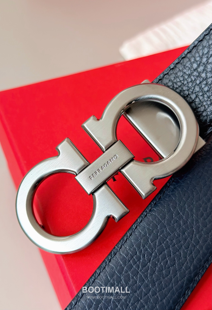 Salvatore Ferragamo Double Gancini Reversible Embossed Calfskin Belt 살바토레 페라가모 더블 간치니 리버서블 엠보 카프스킨 벨트 실버 3.5cm 5