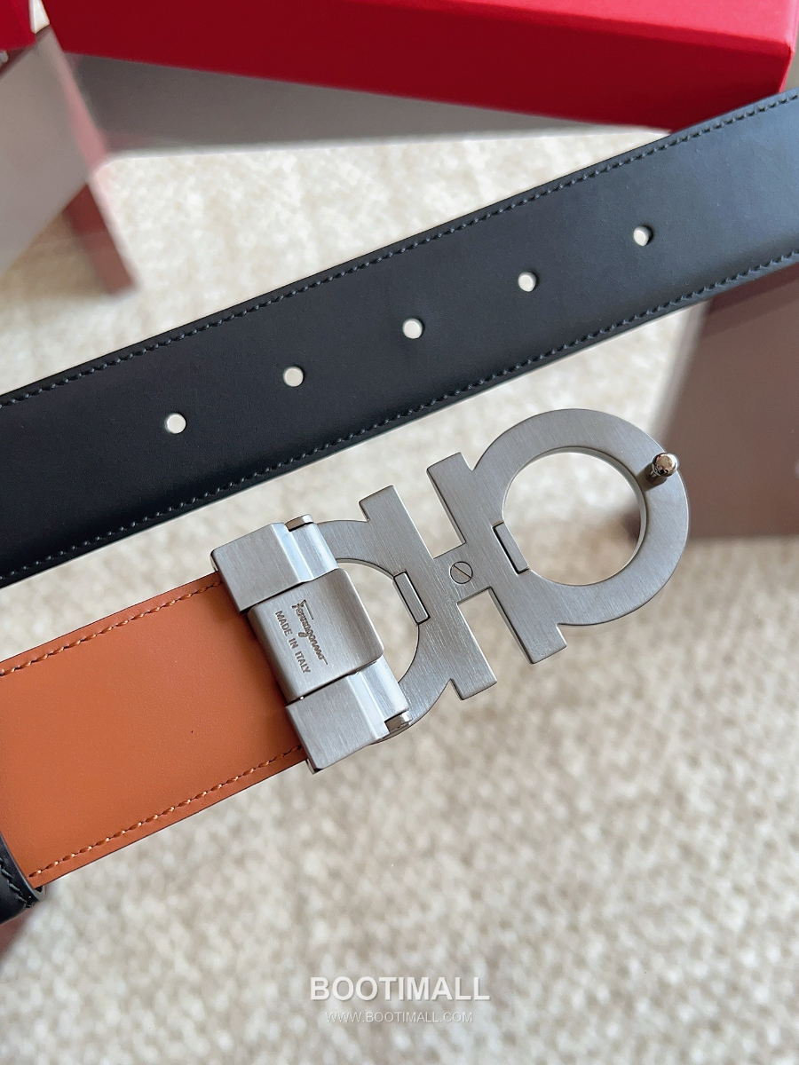 Salvatore Ferragamo Double Gancini Reversible Embossed Calfskin Belt 살바토레 페라가모 더블 간치니 리버서블 엠보 카프스킨 벨트 블랙/오크브라운 은장 3.5cm 5