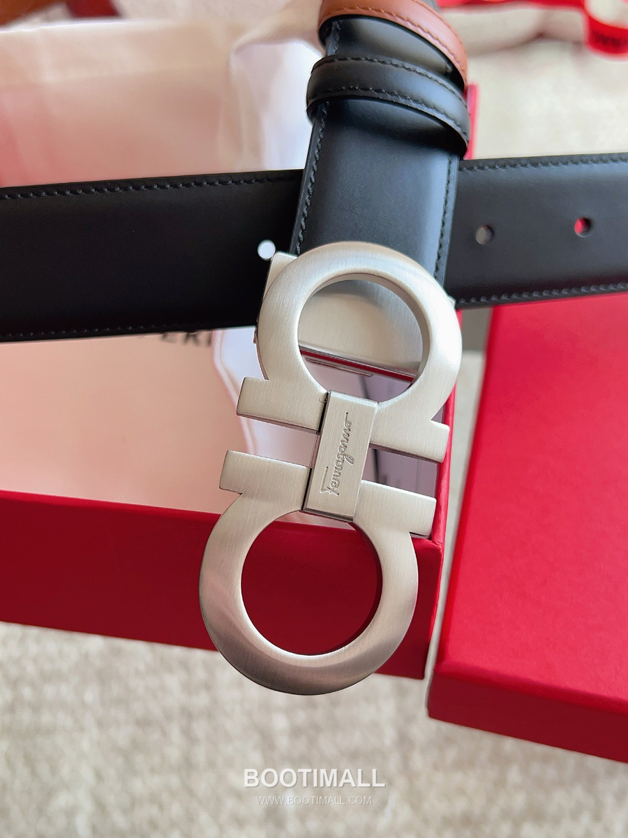 Salvatore Ferragamo Double Gancini Reversible Embossed Calfskin Belt 살바토레 페라가모 더블 간치니 리버서블 엠보 카프스킨 벨트 블랙/오크브라운 아이스은장 3.5cm 6