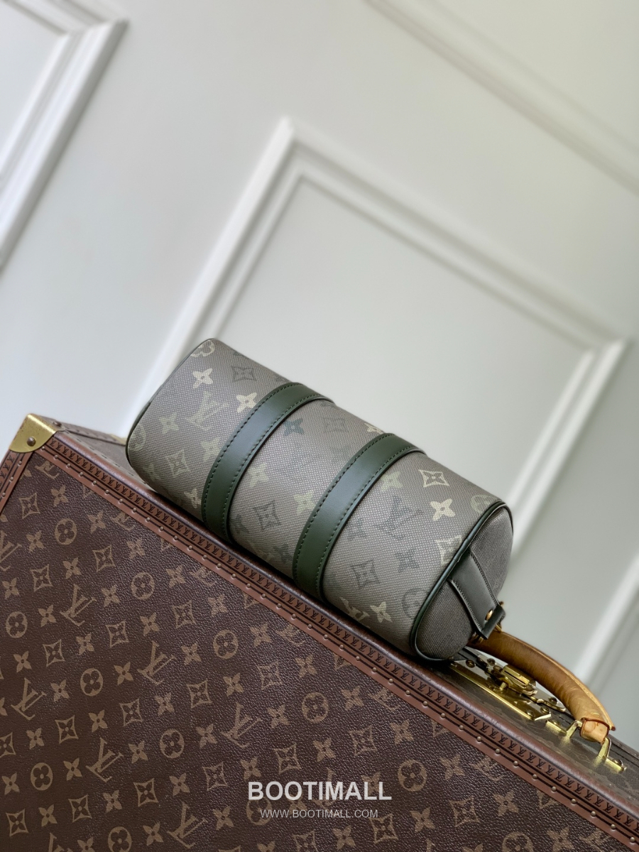 Louis Vuitton 루이비통 키폴 반둘리에 25 모노그램 서플러스 미니 트래블백 M26930 25cm 3