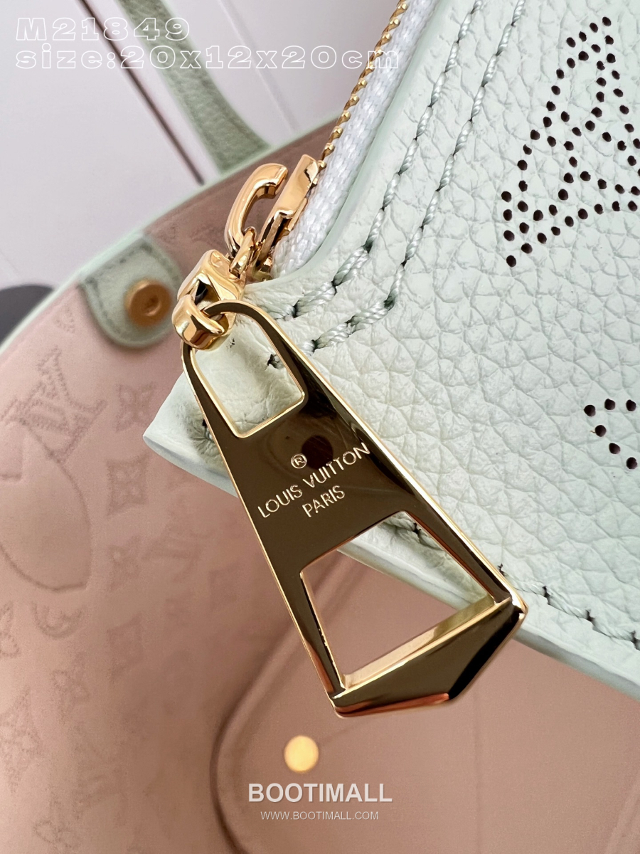 Louis Vuitton 루이비통 블로썸 스몰 핸드백 모노그램 컷아웃 민트 M21849 20cm 8