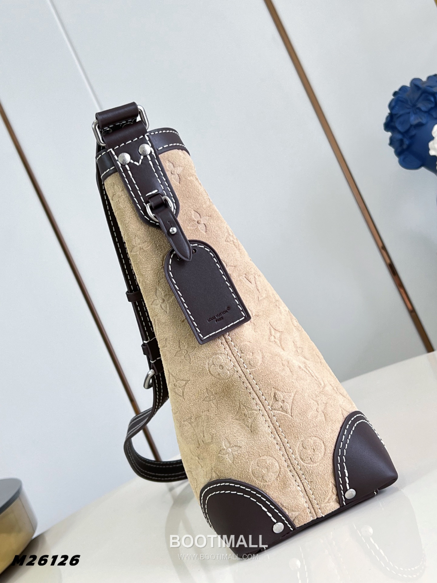 Louis Vuitton Verso Hobo Monogram 루이비통 베르소 호보 모노그램 캔버스 숄더백 30cm 4