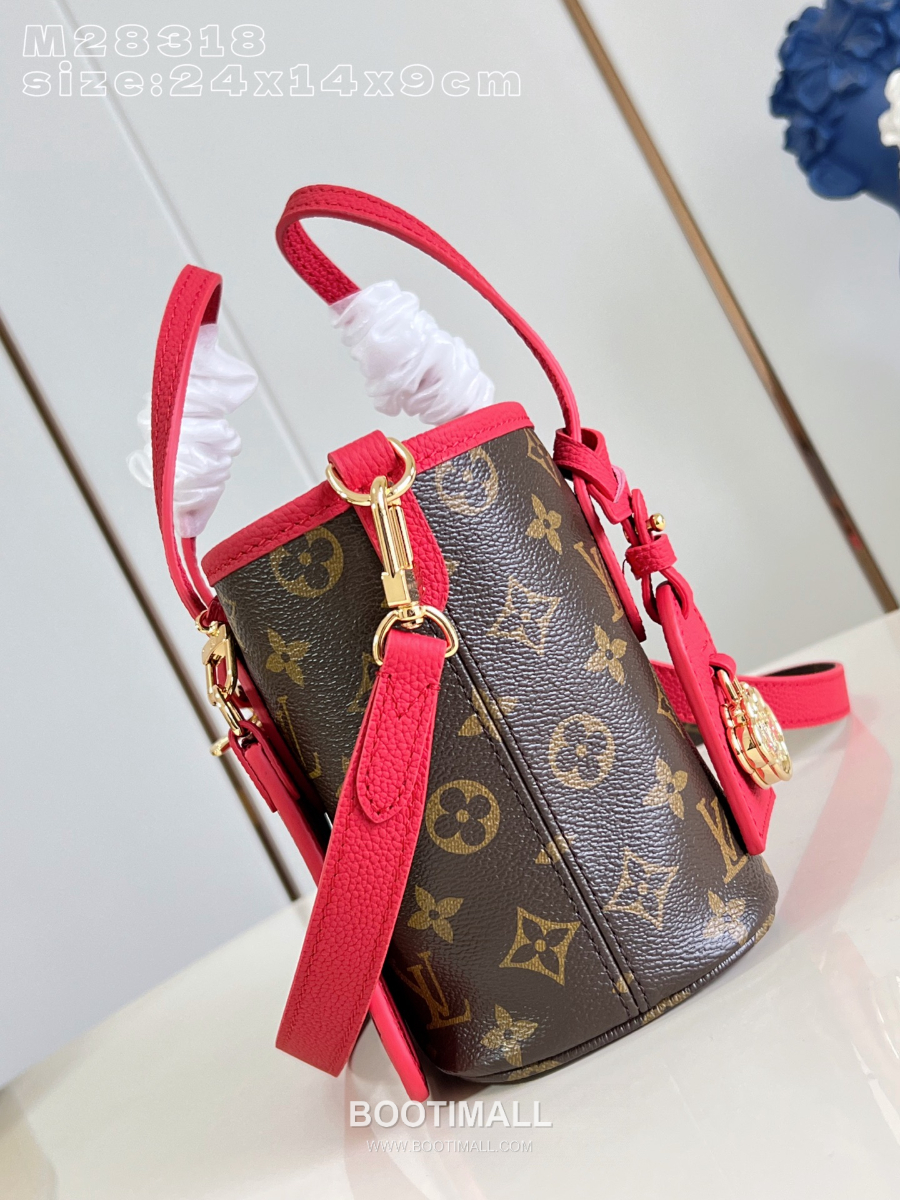 Louis Vuitton Neverfull Out BB 루이비통 네버풀 반둘리에 인사이드 아웃 BB 모노그램 캔버스 토리옹 가죽 미니 토트백 레드 24cm 8