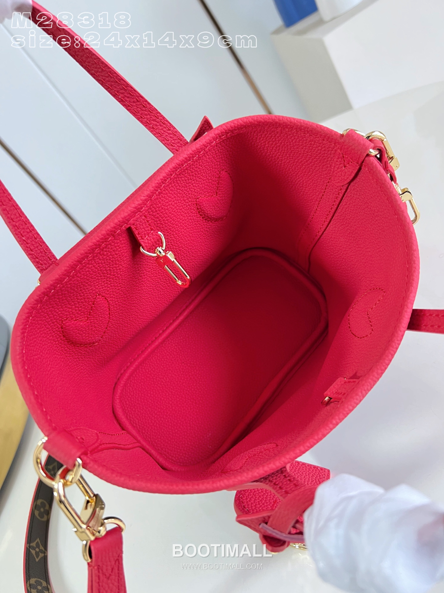 Louis Vuitton Neverfull Out BB 루이비통 네버풀 반둘리에 인사이드 아웃 BB 모노그램 캔버스 토리옹 가죽 미니 토트백 레드 24cm 11