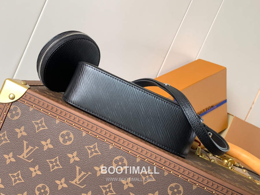 Louis Vuitton Marelle Epi Leather Bag 루이비통 마렐 에피 가죽 숄더백 M20999 19cm 4