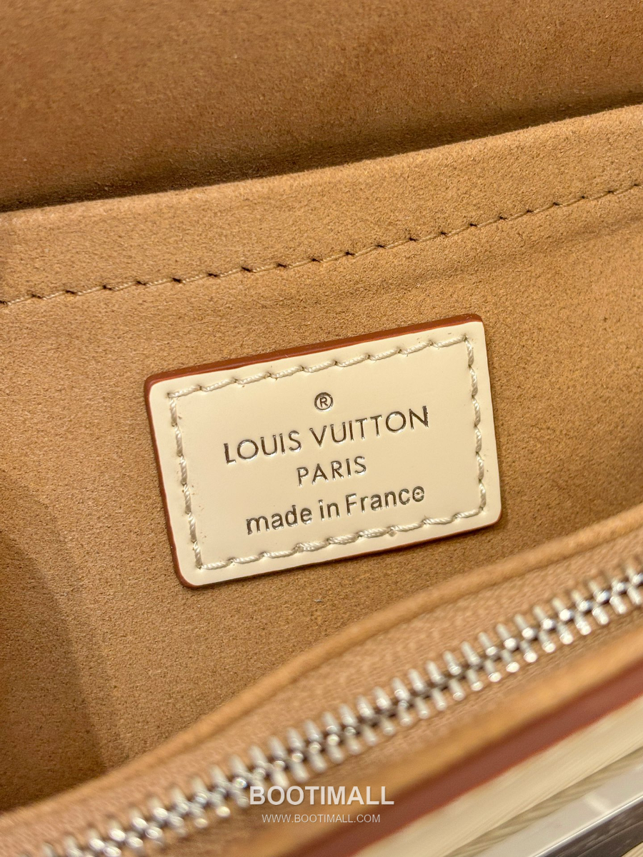 Louis Vuitton Epi Leather Cluny Mini  루이비통 클루니 미니 에피 레더 M14434 20cm 8