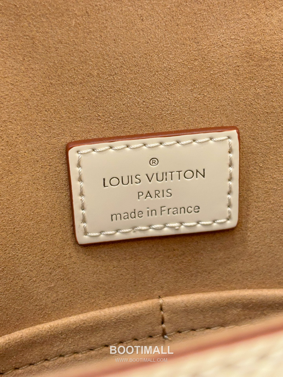 Louis Vuitton Louis Vuitton Cluny BB Epi Leather 루이비통  클루니 BB 에피 레더 M14434 28cm 8