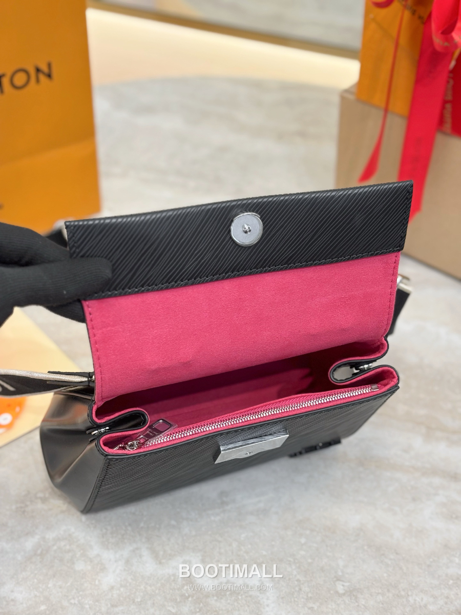 Louis Vuitton Epi Leather Cluny Mini  루이비통 클루니 미니 에피 레더 M14434 블랙 20cm 6