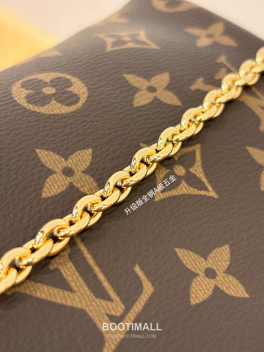 Louis Vuitton Pochette Eva 루이비통 포쉐트 에바 모노그램 M95567/M13567 27cm 18
