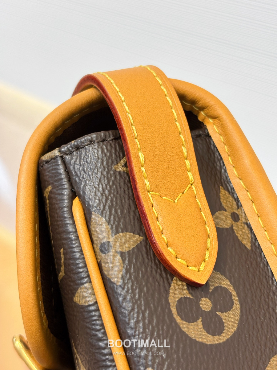 Louis Vuitton Satchel Wearable Wallet 루이비통 사첼 웨어러블 월렛 Monogram Archive M26805 19.5cm 19