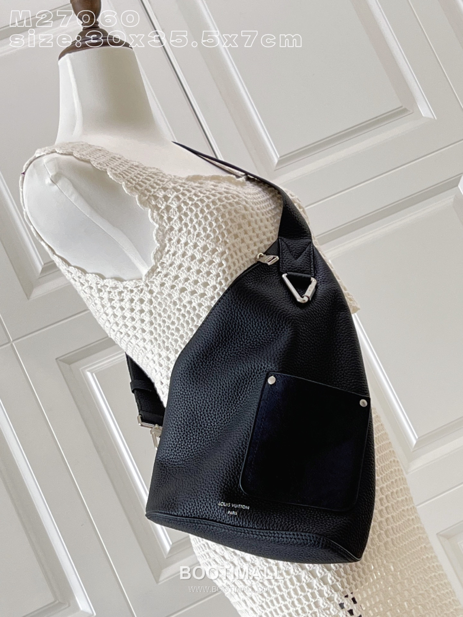 Louis Vuitton Delta Sling Bag M27060 루이비통 델타 슬링백 그레인 레더 원숄더백 30cm 1