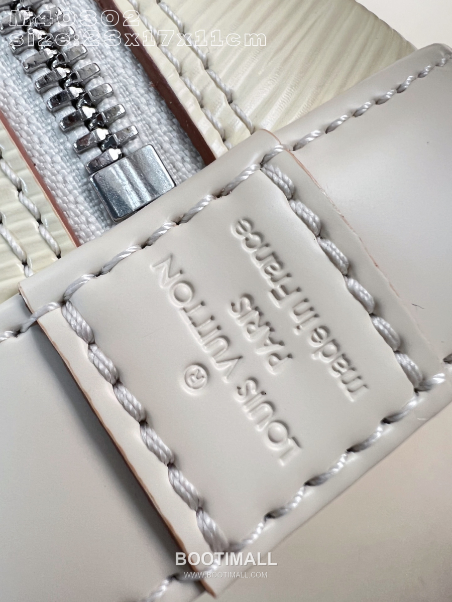 Louis Vuitton Delta Sling Bag M27060 루이비통 델타 슬링백 그레인 레더 원숄더백 30cm 11