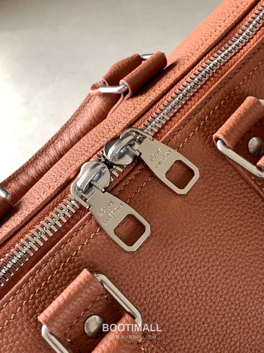 Louis Vuitton Keepall Bandoulière 35 루이비통 키폴 반둘리에 35 에어로그램 레더 더플백 M25980 34cm 8