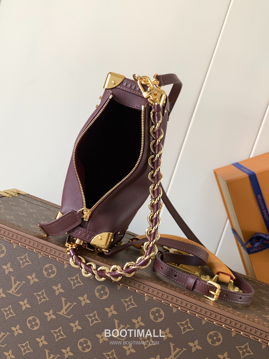 Louis Vuitton Side Trunk MM 루이비통 사이드 트렁크 MM 모노그램 캔버스 M25669 23.5cm 9