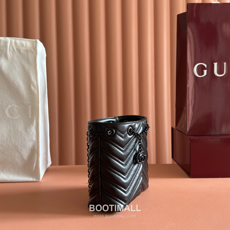 Gucci GG Marmont Mini Bucket Drawstring 구찌 GG 마몽 미니 버킷 드로스트링 마틀라세 레더 백 856404 블랙 16cm 3