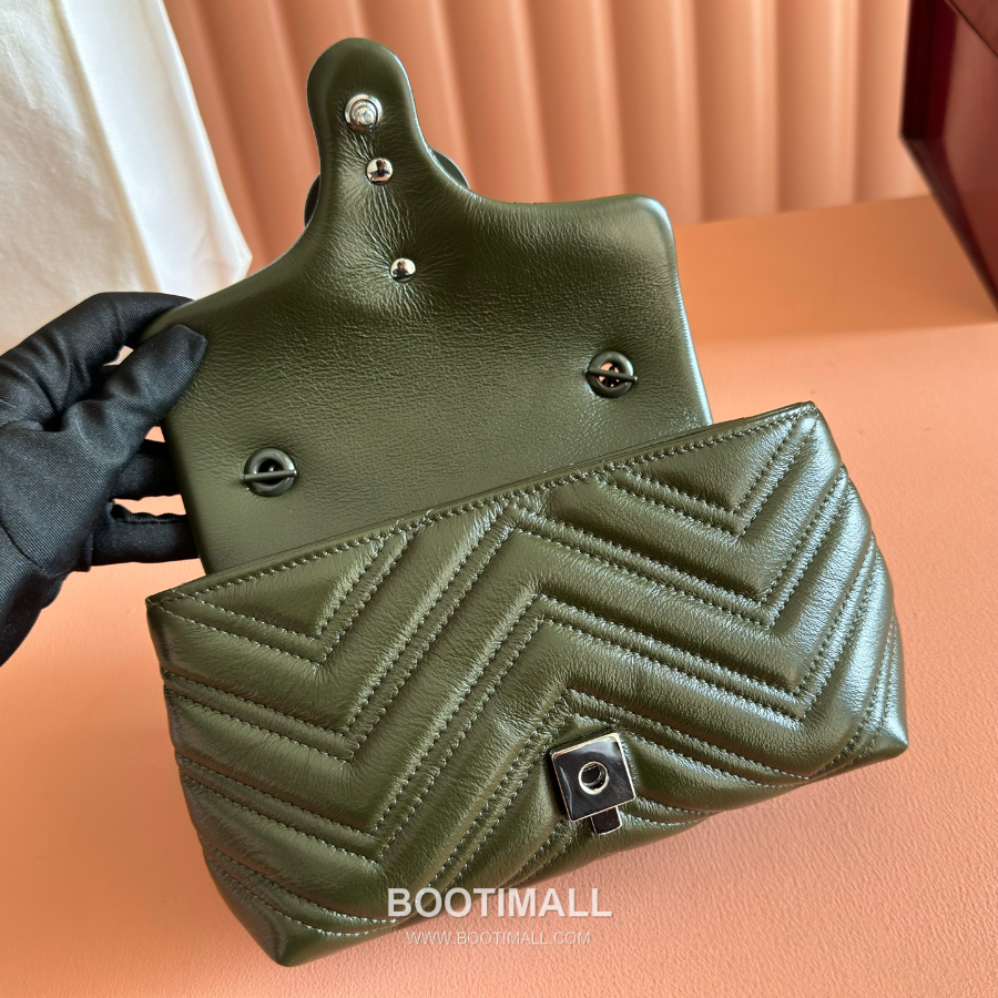 Gucci GG Marmont Mini Matelassé Leather 구찌 GG 마몽 미니 마틀라세 레더 숄더백 856368 그린 20cm 5