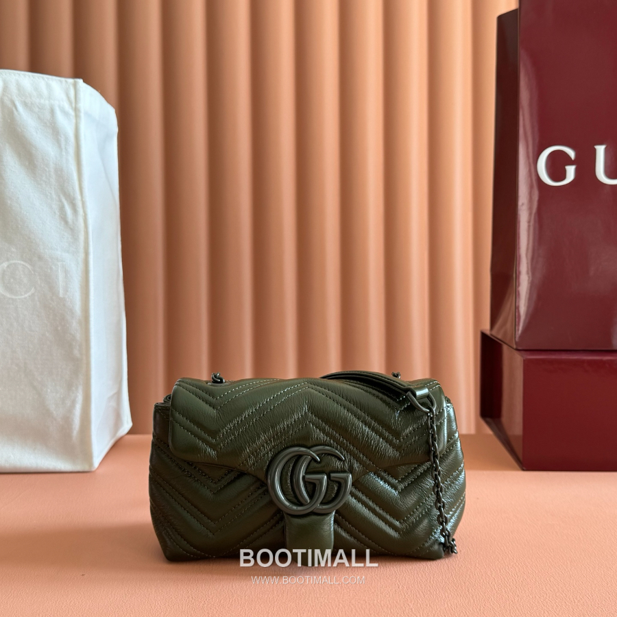 Gucci GG Marmont Mini Matelassé Leather 구찌 GG 마몽 미니 마틀라세 레더 숄더백 856368 그린 20cm 1