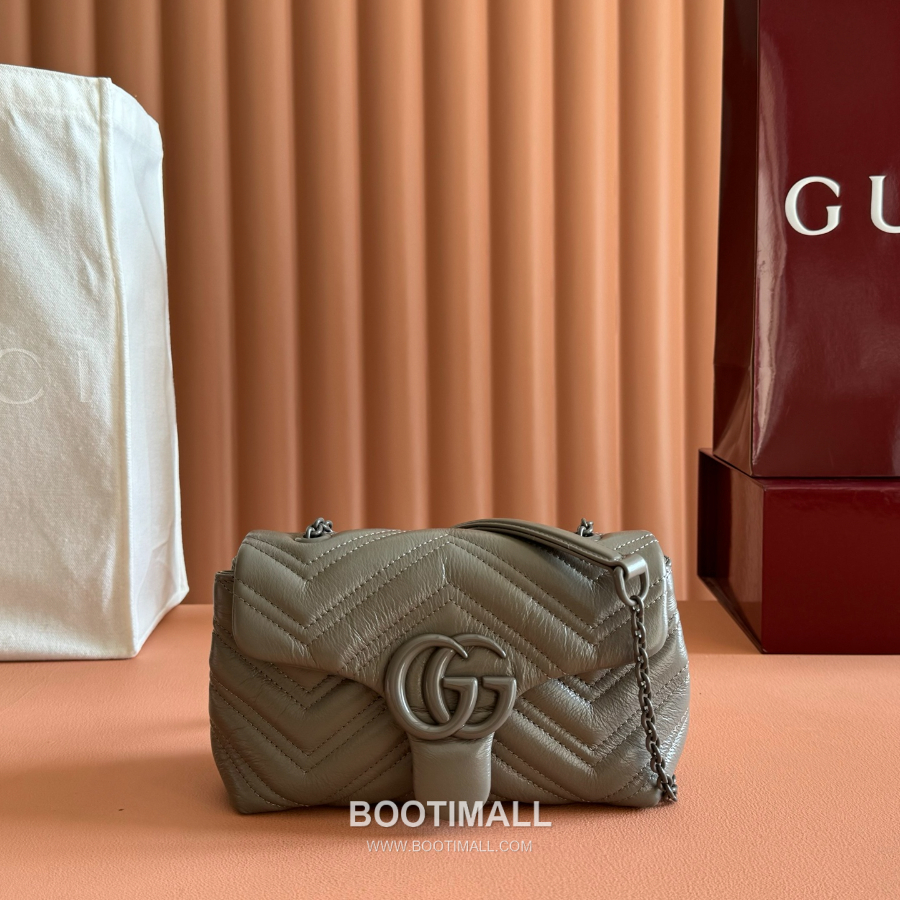 Gucci GG Marmont Mini Matelassé Leather 구찌 GG 마몽 미니 마틀라세 레더 숄더백 856368 그레이 20cm 1