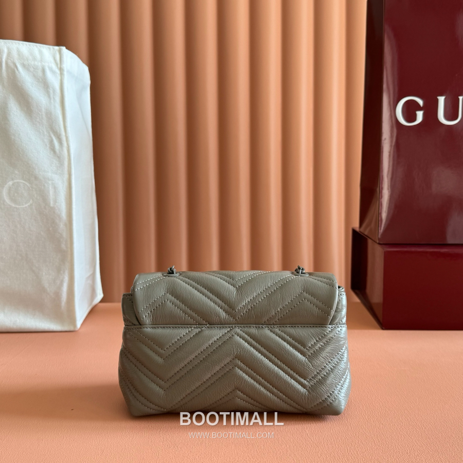 Gucci GG Marmont Mini Matelassé Leather 구찌 GG 마몽 미니 마틀라세 레더 숄더백 856368 그레이 20cm 2