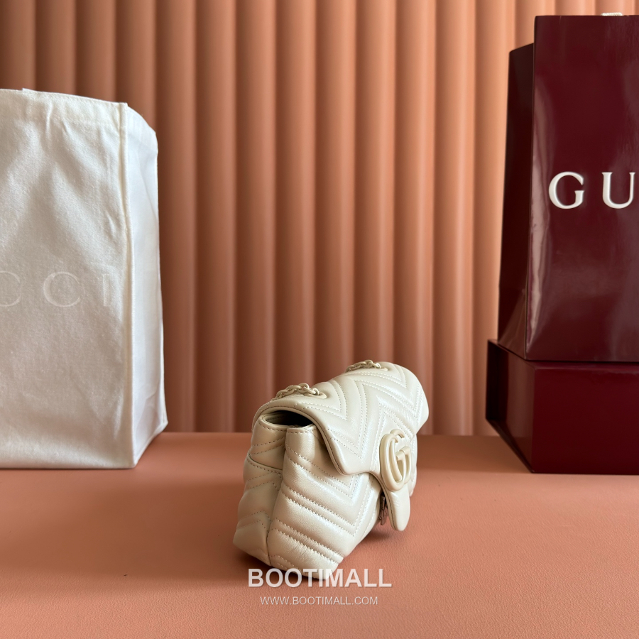 Gucci GG Marmont Mini Matelassé Leather 구찌 GG 마몽 미니 마틀라세 레더 숄더백 856368 아이보리 20cm 3